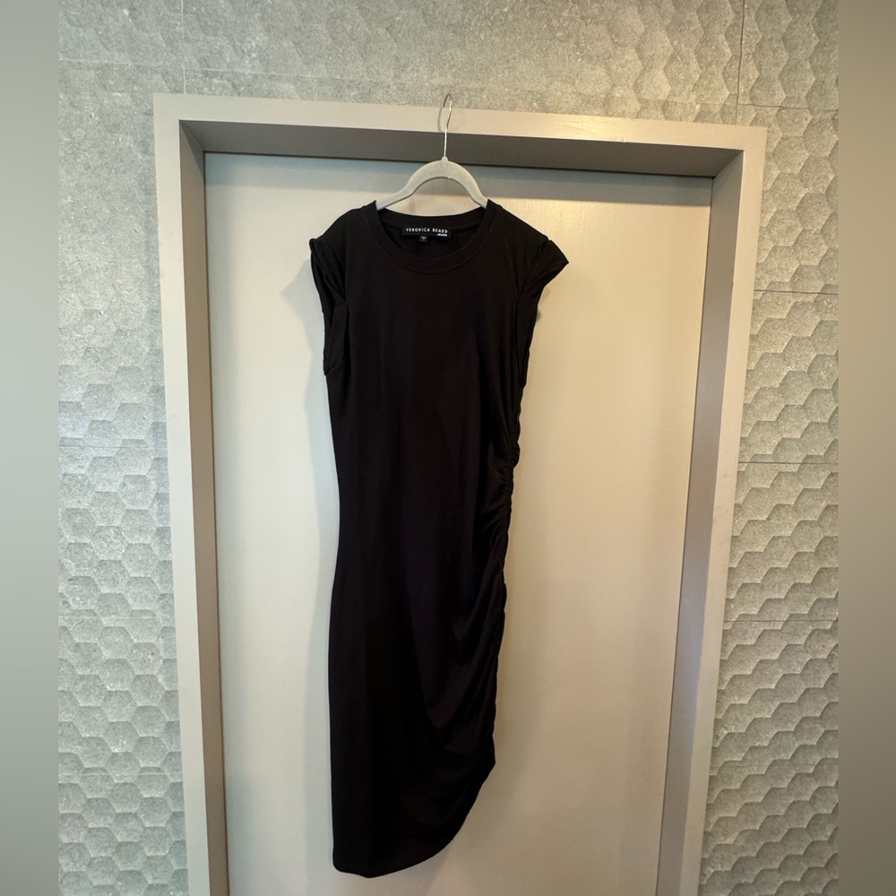 Veronica Beard Black Jersey Knit Side Ruched Asymmetrical Sleeveless Dress.